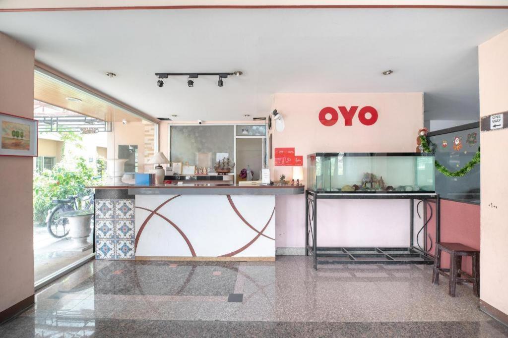 Oyo 519 B Min Airport Hotel Bangkok Exterior photo